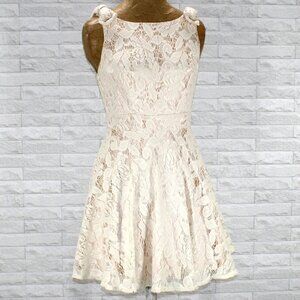 WAY-IN CLOTHING CO Dress Lace Floral Coquette Girl Cream Party Wedding Bow